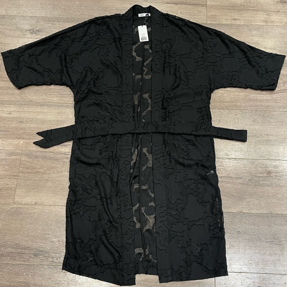 [Dex] Open front Sheer Kimono with flower type appliqué detail - Black - XS